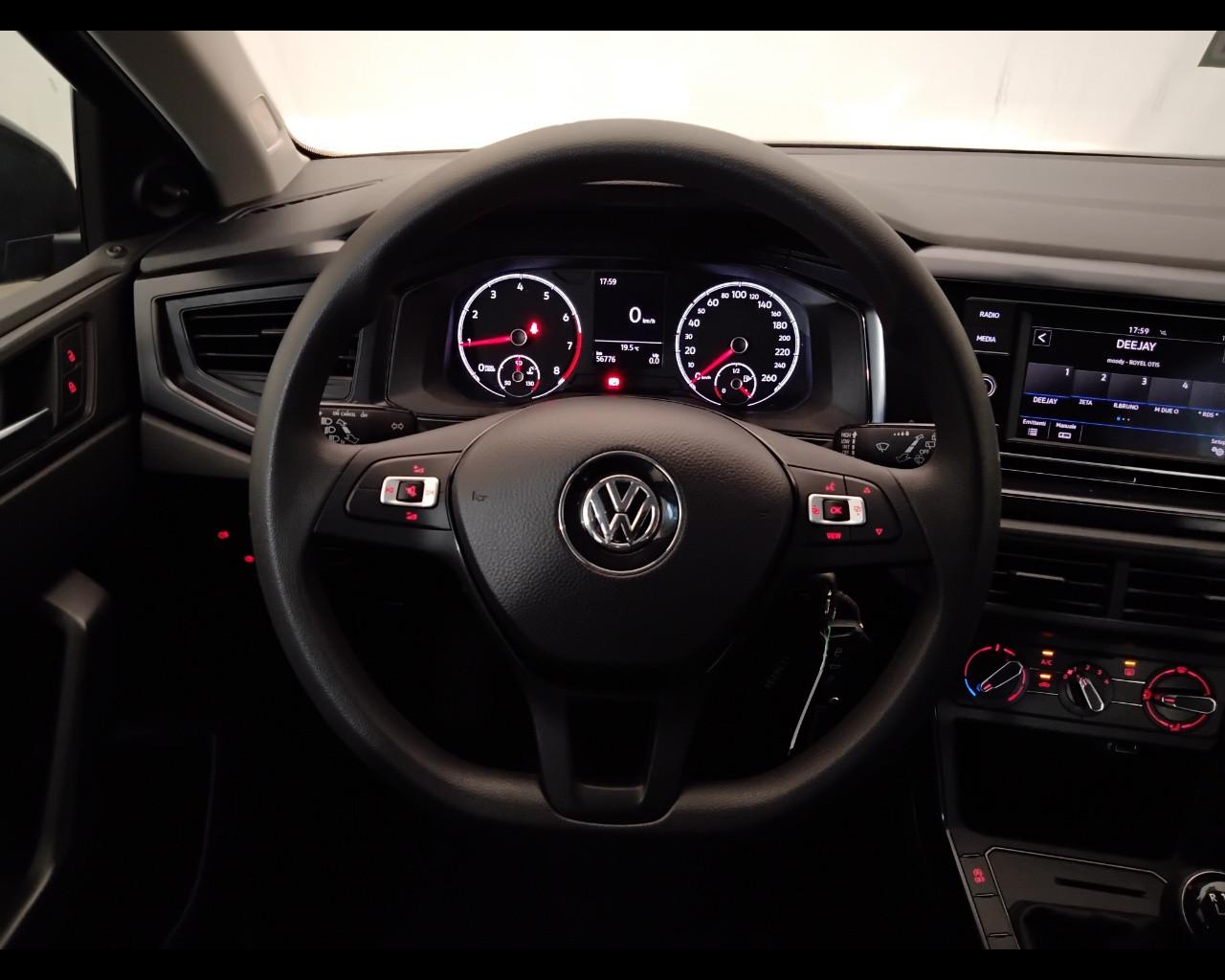 VOLKSWAGEN Polo VI 2017 - Polo 5p 1.0 mpi Trendline 65cv