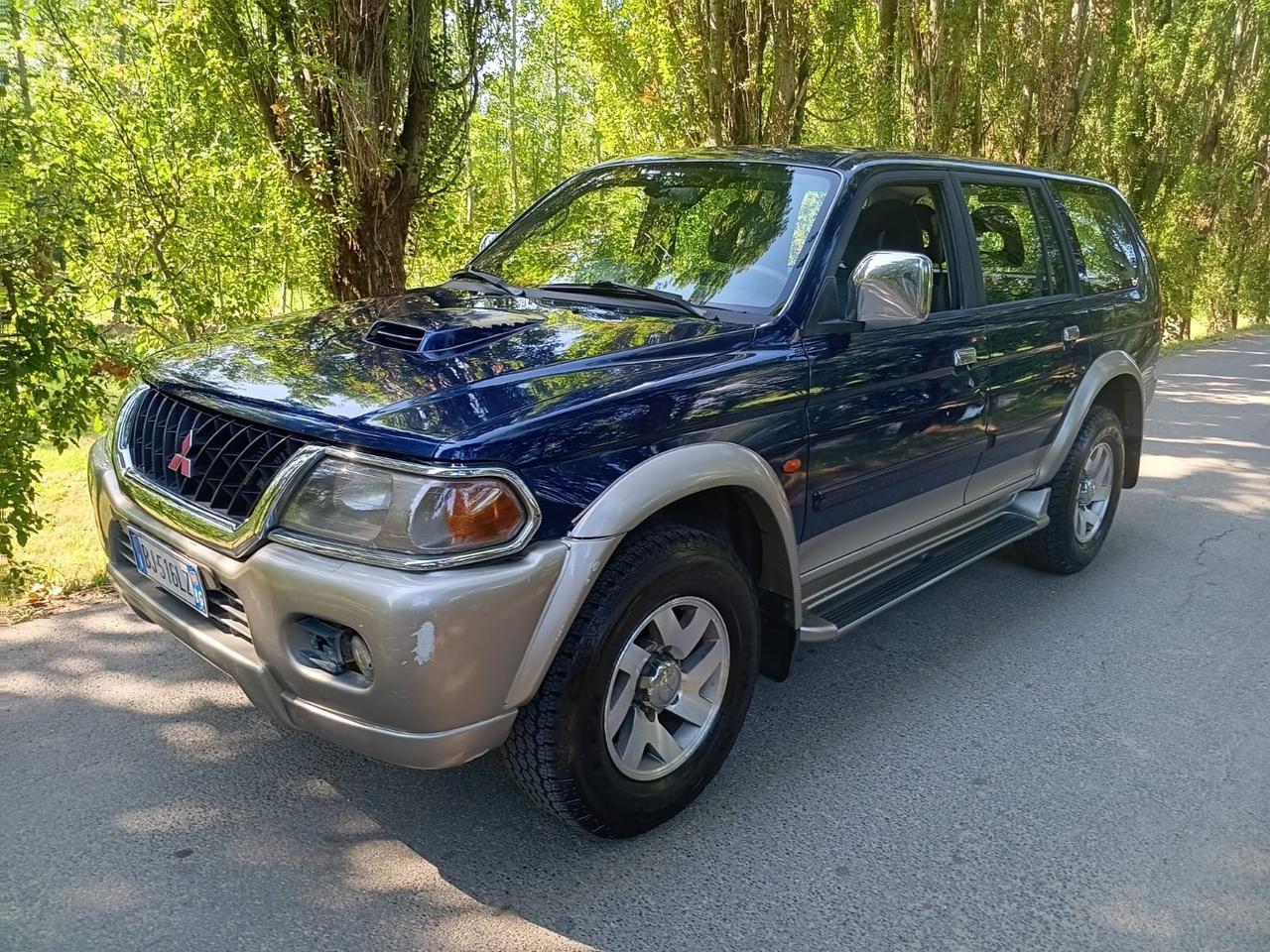 Mitsubishi Pajero Sport 2.5 TDI GLS