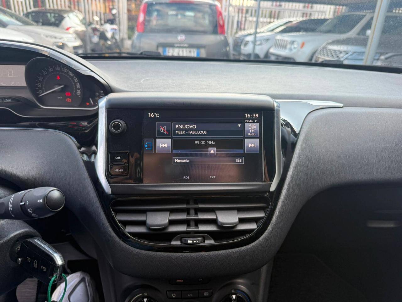 Peugeot 208 PureTech 82 3 porte Allure