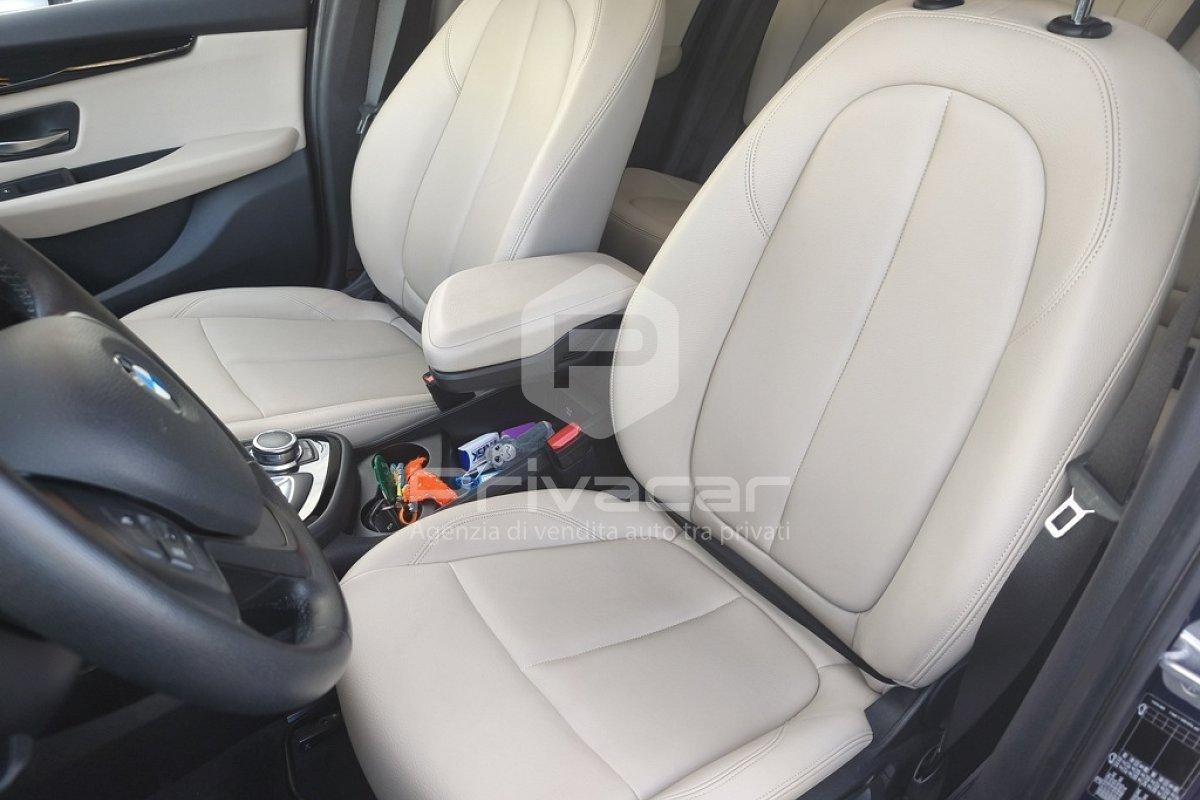 BMW 218i Active Tourer Luxury