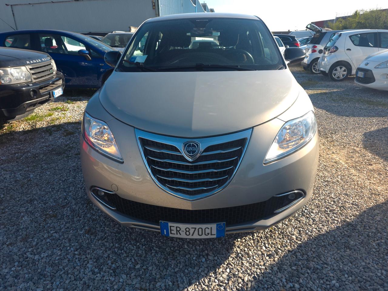 Lancia Ypsilon 1.2 69 CV 5 porte S&S Platinum
