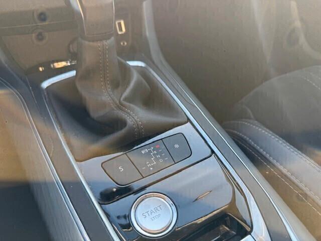 Peugeot 308 BlueHDi 120 S&S EAT6 SW Allure