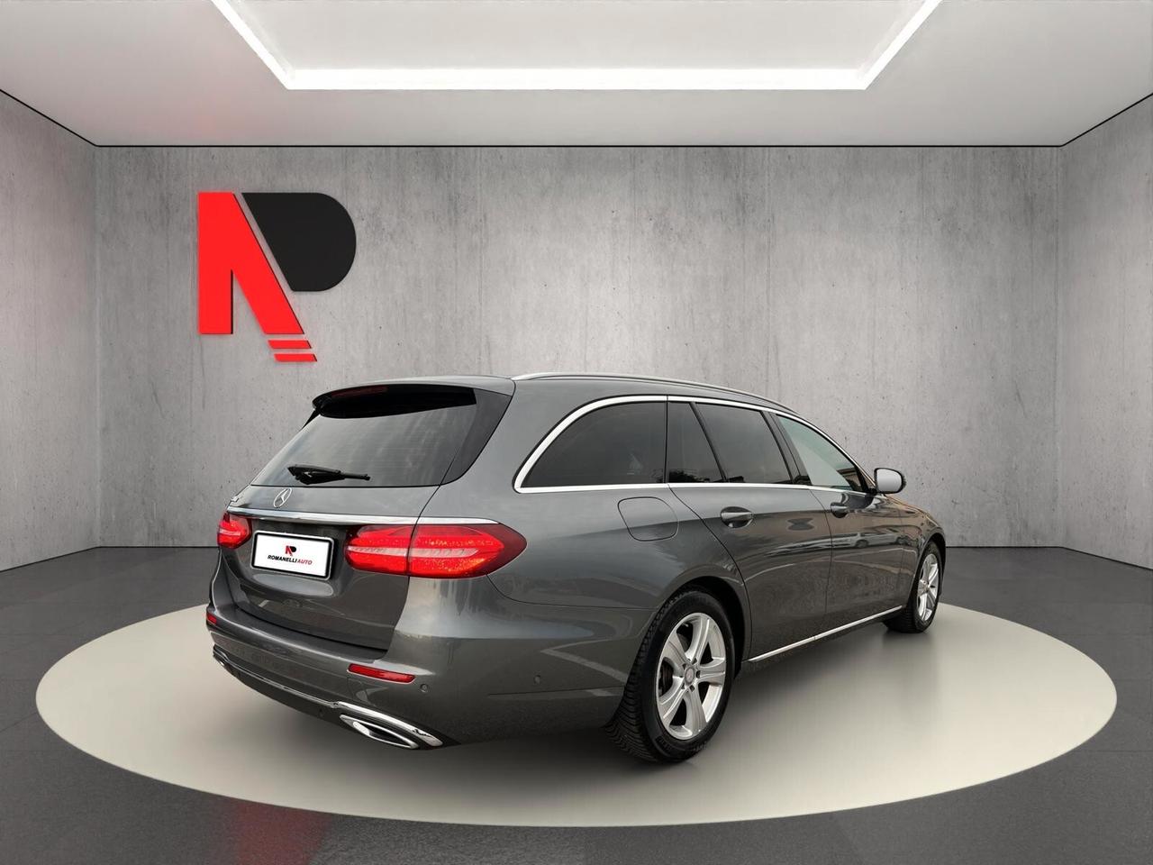 Mercedes-benz E 220 d S.W. Auto Business Sport