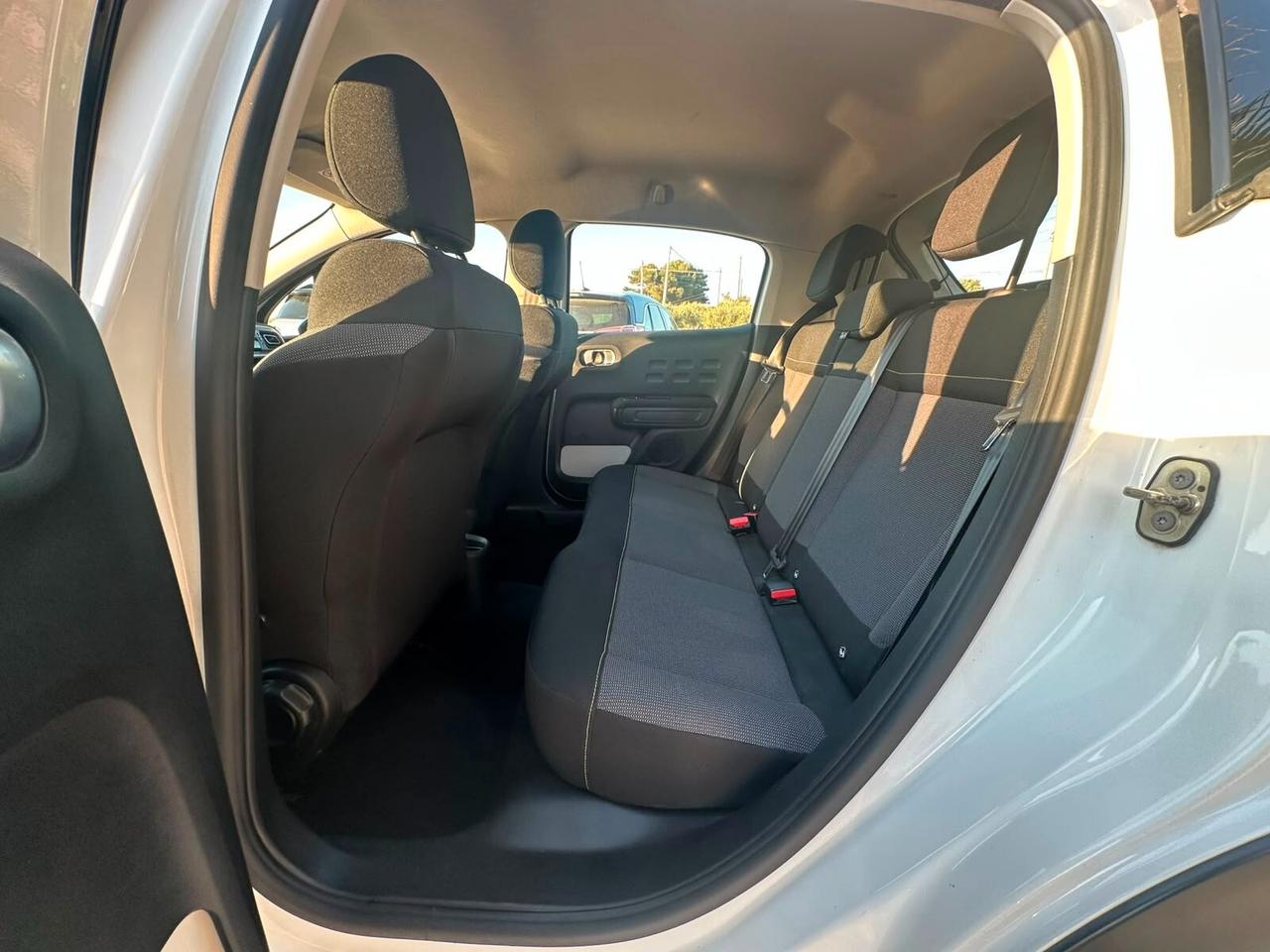 Citroen C3 1.6 Blue-HDi 75 CV Shine