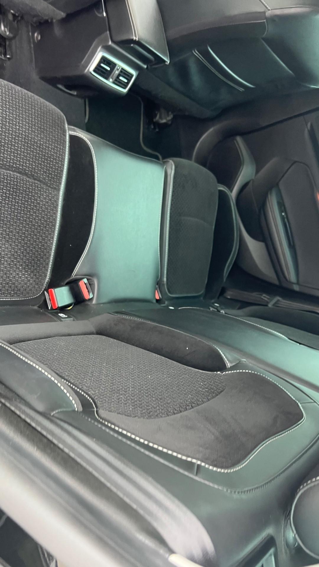 Renault Megane Mégane Sporter TCe 140 CV EDC FAP Duel2