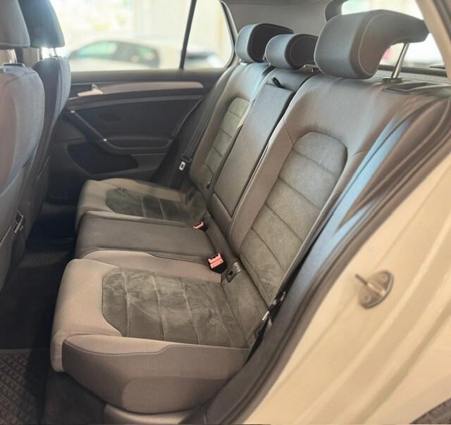 Volkswagen Golf 2.0 TDI DSG 5p. Executive BlueMotion Technology