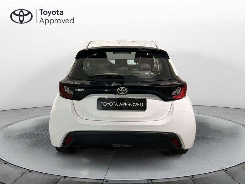 Toyota Yaris Yaris 1.0 5 porte Active + SENSORI DI PARCHEGGIO ANTERIORI