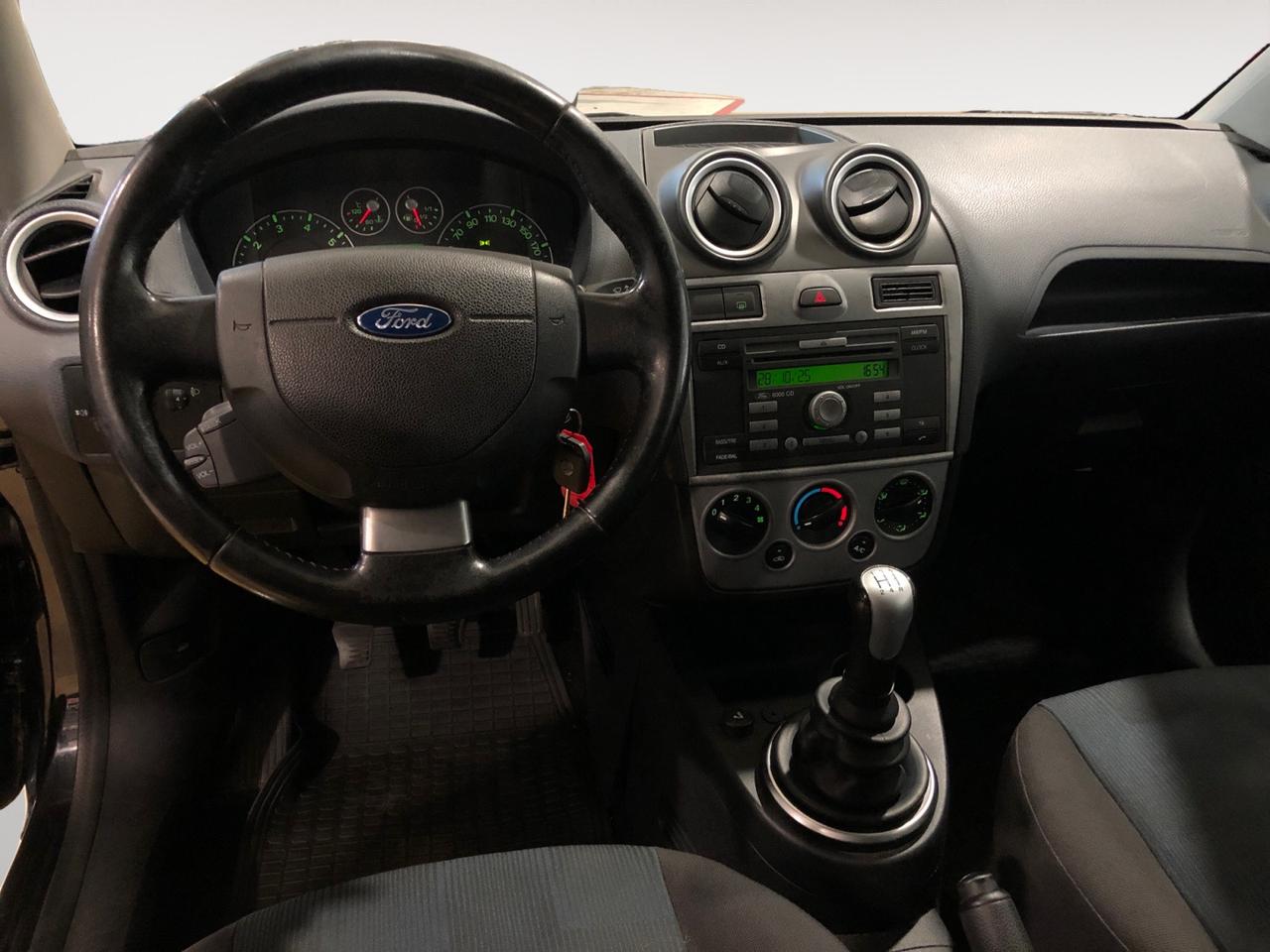 FORD Fiesta 3p 1.2 Ghia