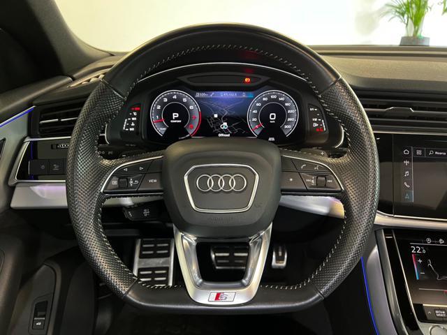 AUDI Q8 55 TFSI quattro tiptronic 2 x S-Line / TETTO / 360