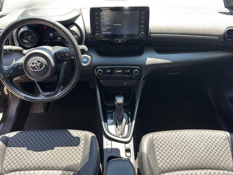 Toyota Yaris Hybrid Lounge MY20