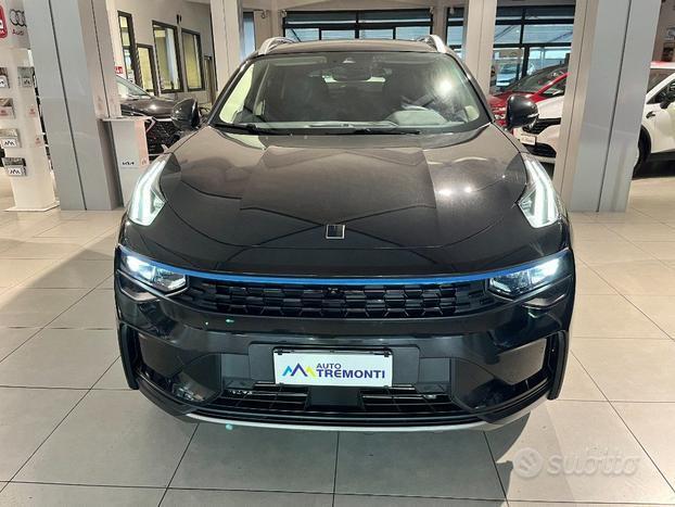 Lynk&co 01 PHEV