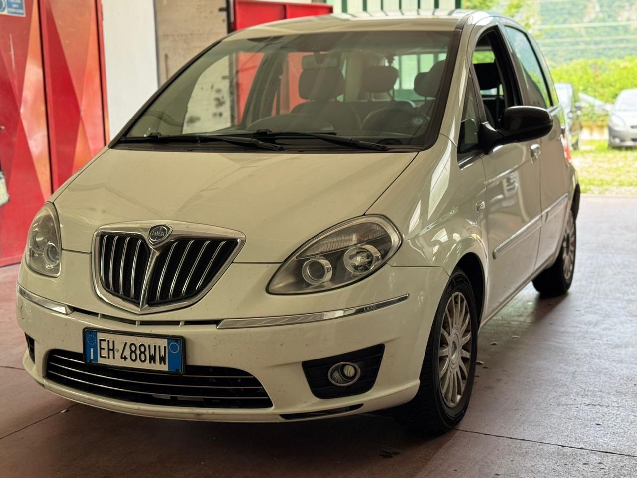 Lancia MUSA 1.3 Mjt 95 CV Gold SI NEOPATENTATI