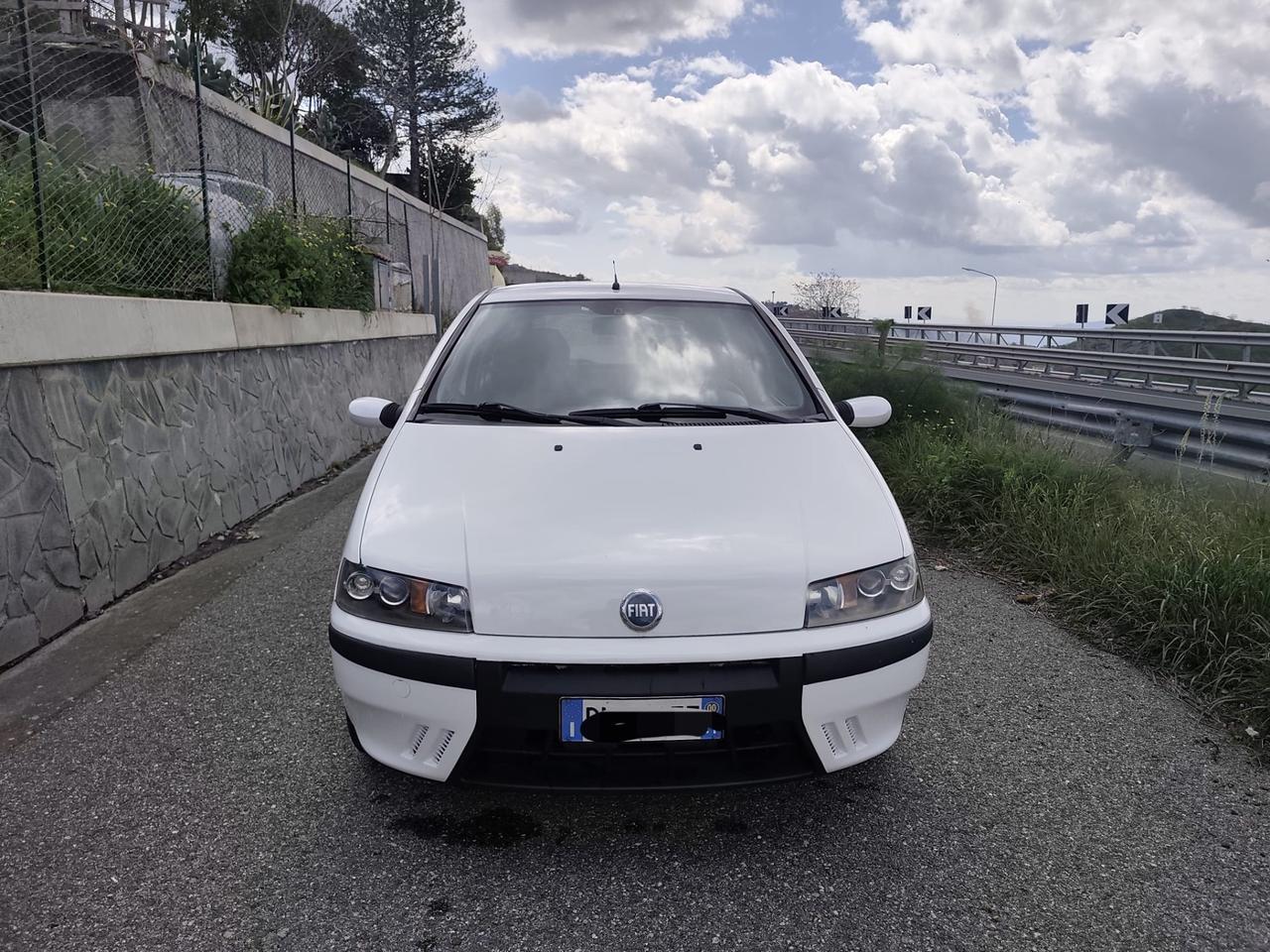 Fiat Punto 1.2i Fire 8 valvole
