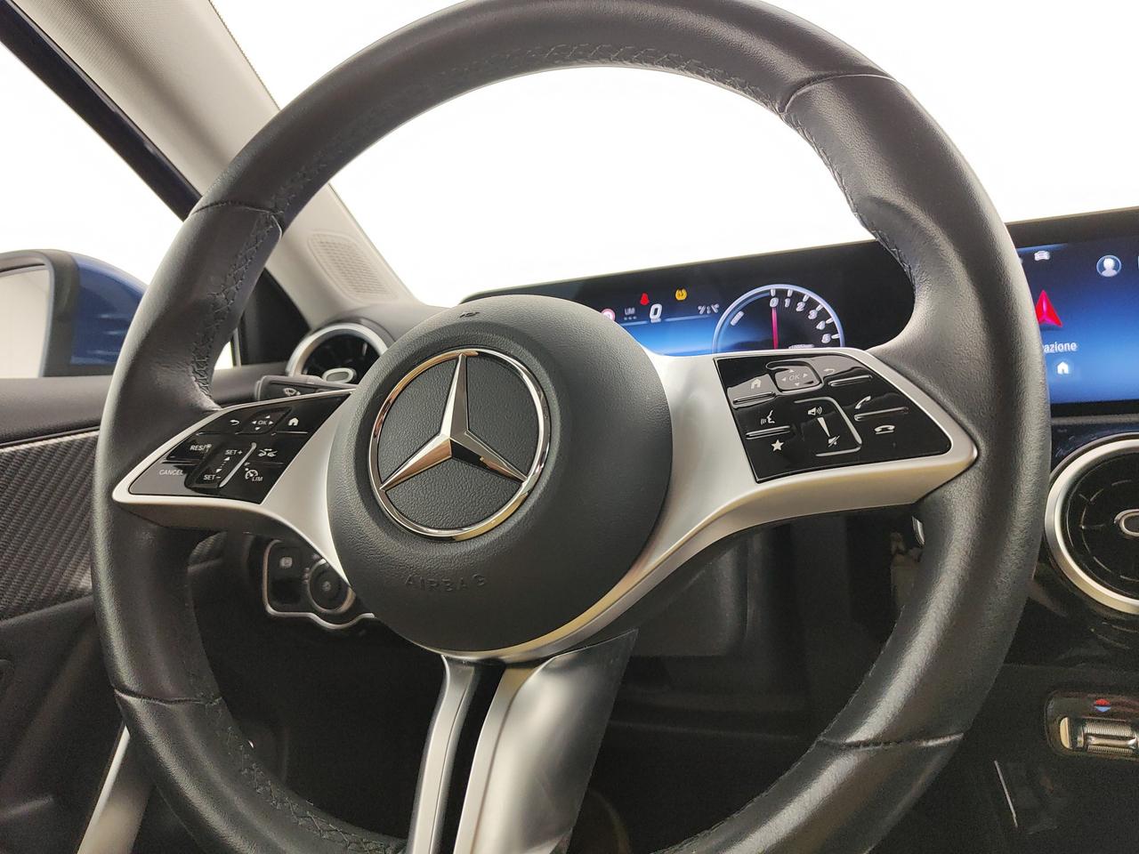 Mercedes-Benz A 250 e phev Progressive Advanced auto