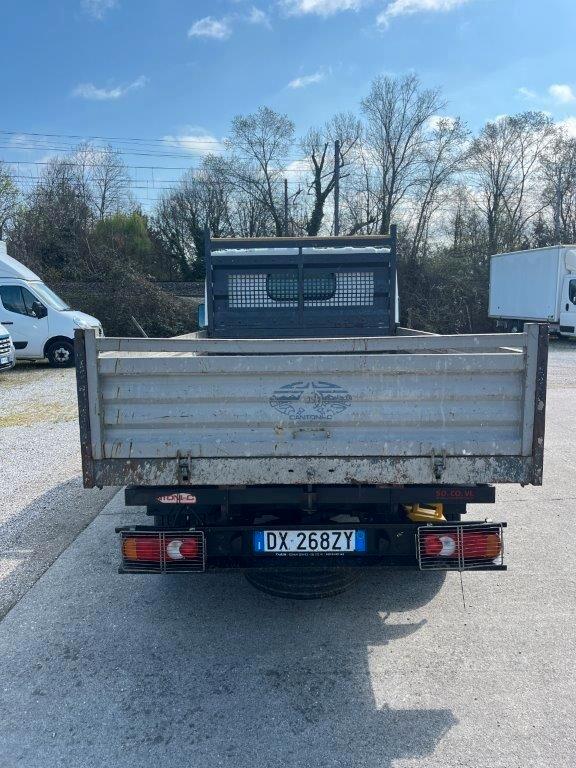 Nissan Cabstar Cassone Ribaltabile Trilaterale