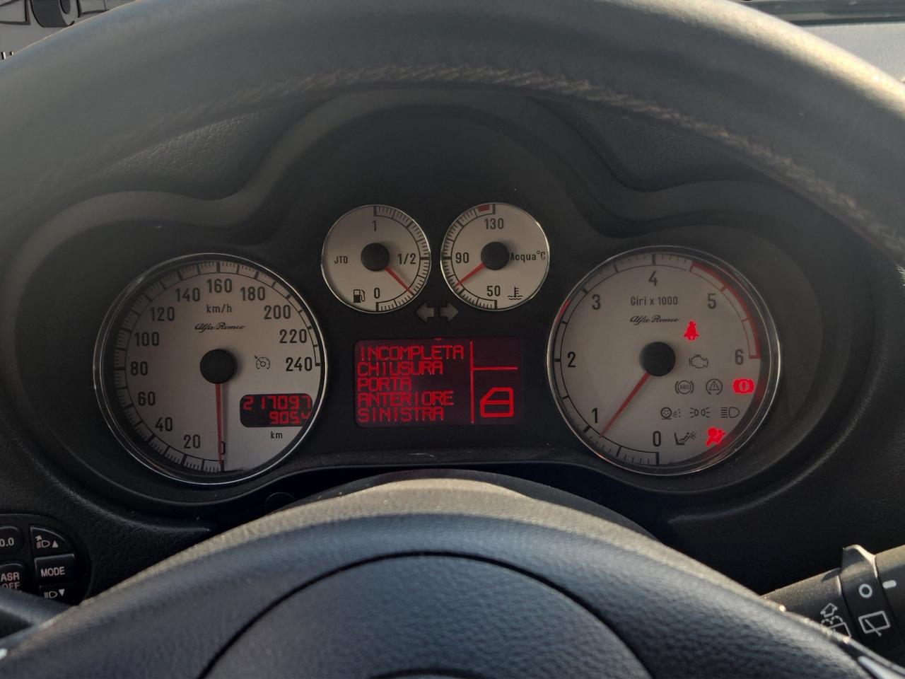Alfa Romeo 147 - 5 Porte 5p 1.9 jtd Murphy&Nye 120cv