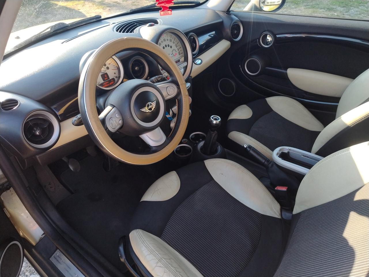 Mini 1.6 16V Cooper D