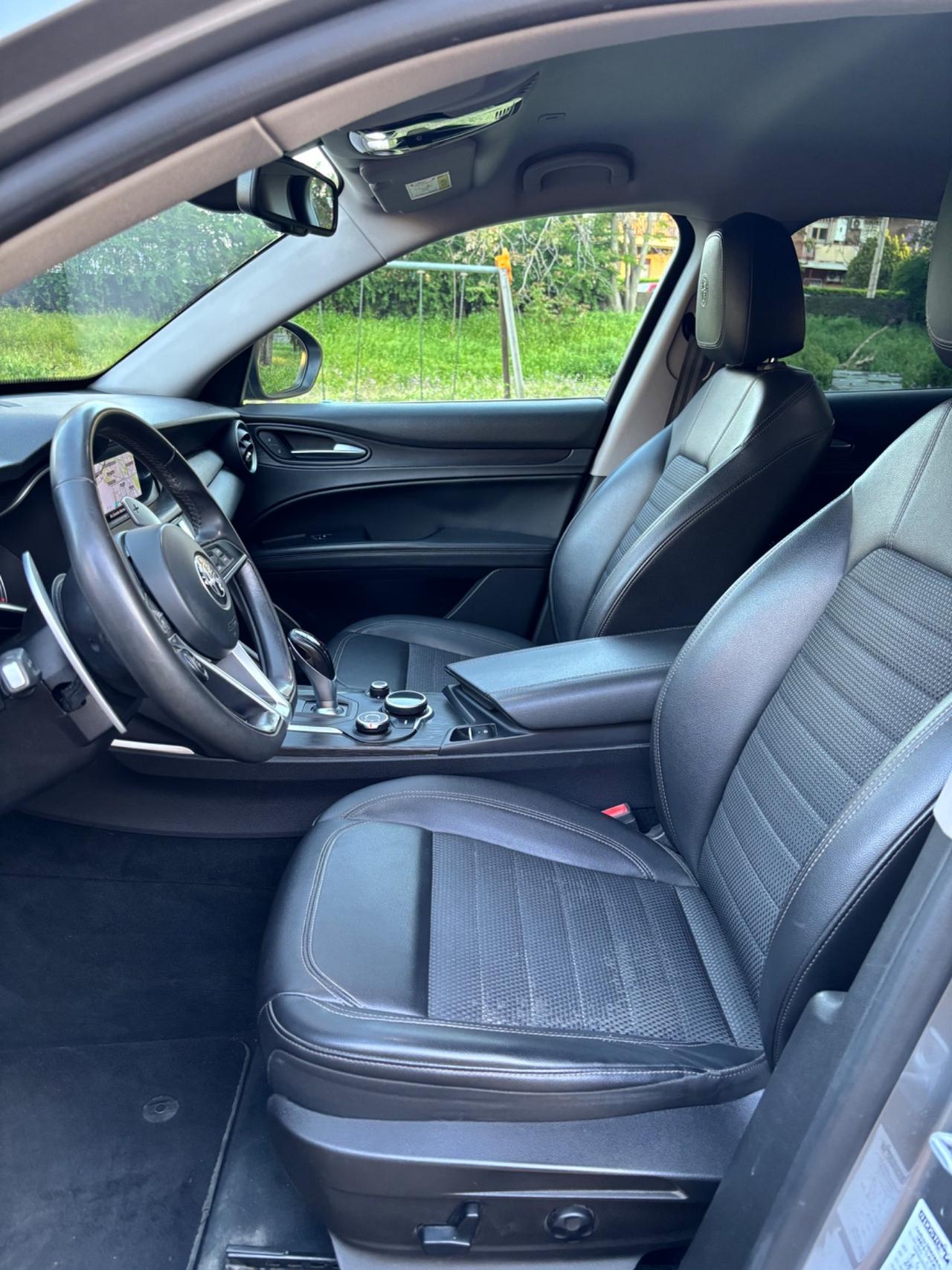 Alfa Romeo Stelvio 2.2 210 CV AT8 Q4 Executive