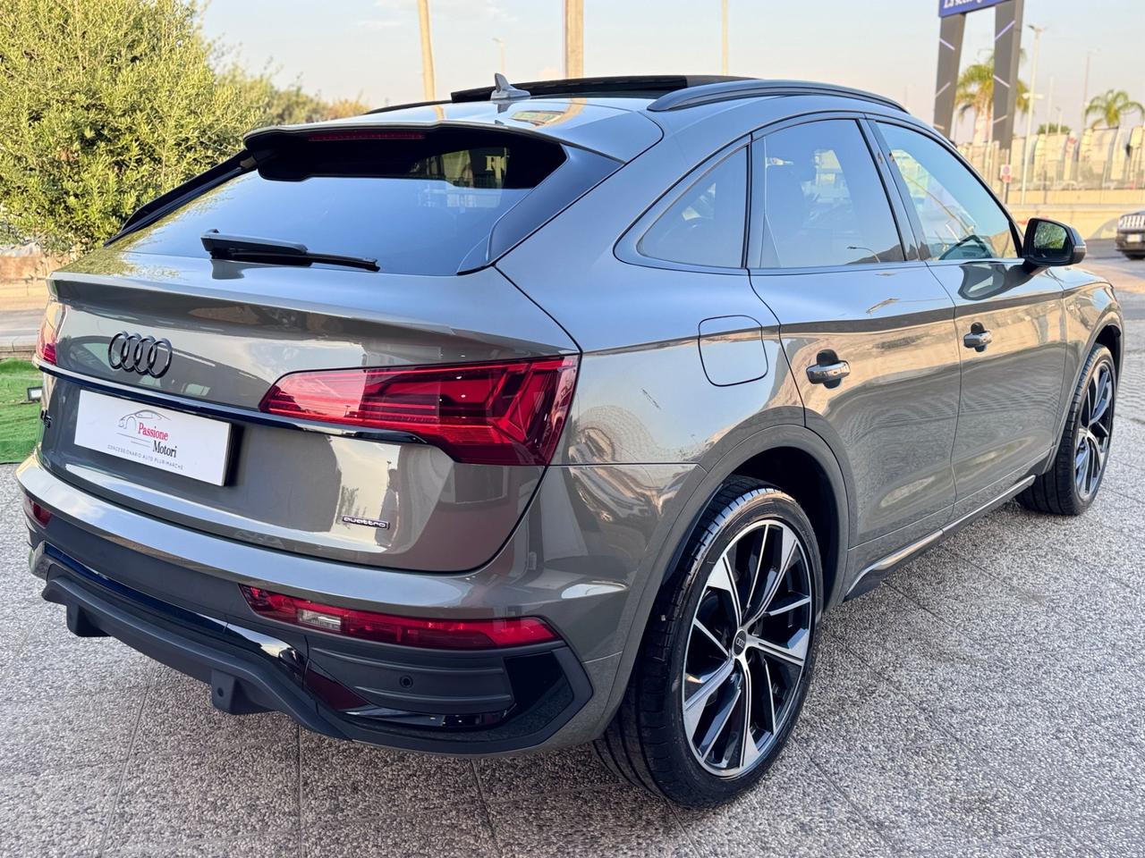 Audi Q5 SPB 40 TDI quattro S tronic Identity Black + tetto