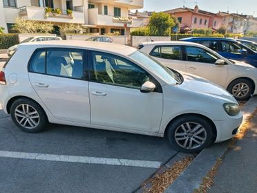 Volkswagen Golf 1.6 TDI DPF 5p. Ok neopatentati