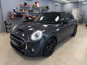Mini 2.0 Cooper SD aut. Hype 5 porte