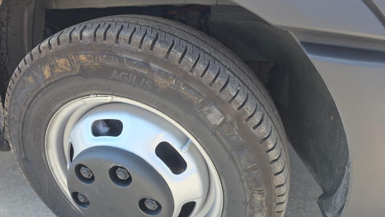 Iveco DAILY 35C15 -P. 3750 - 3.0 MJT 150 CV