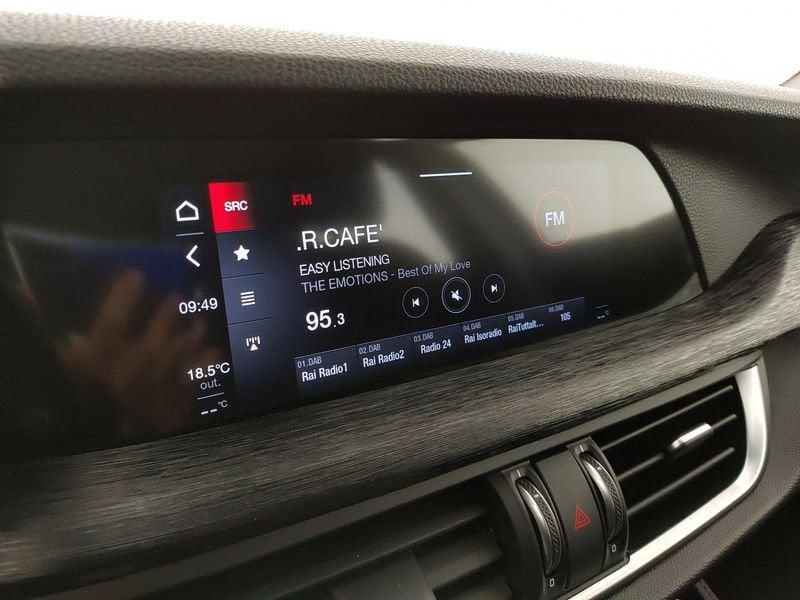 Alfa Romeo Stelvio 2.2 t Business Q4 190cv auto