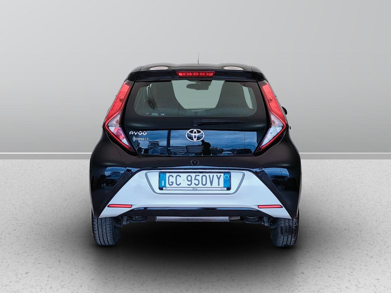 TOYOTA Aygo II 2018 5p - Aygo 5p 1.0 x-play m-mt 72cv