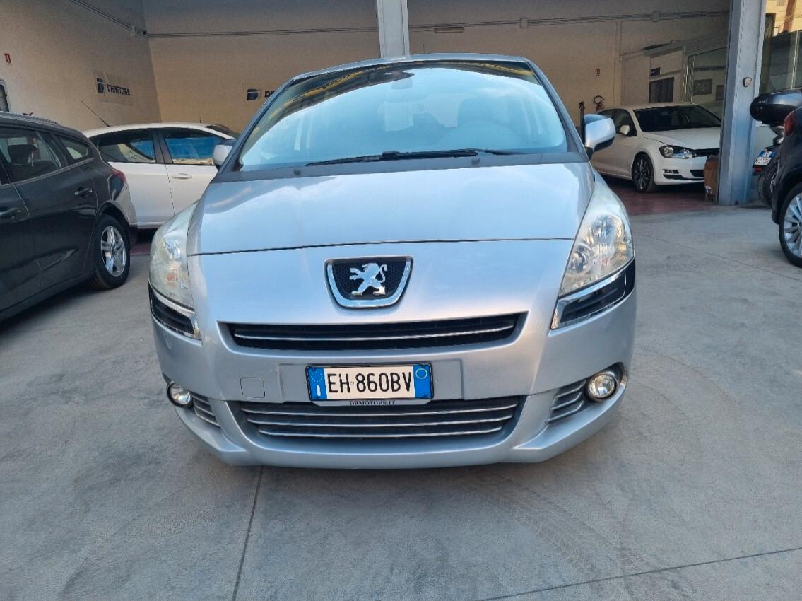 Peugeot 5008 1.6 HDi 112CV Tecno Mix