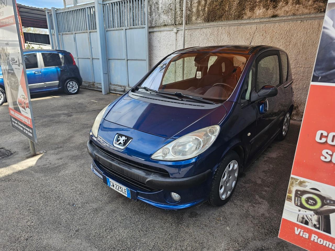 Peugeot 1007 1.4 Happy