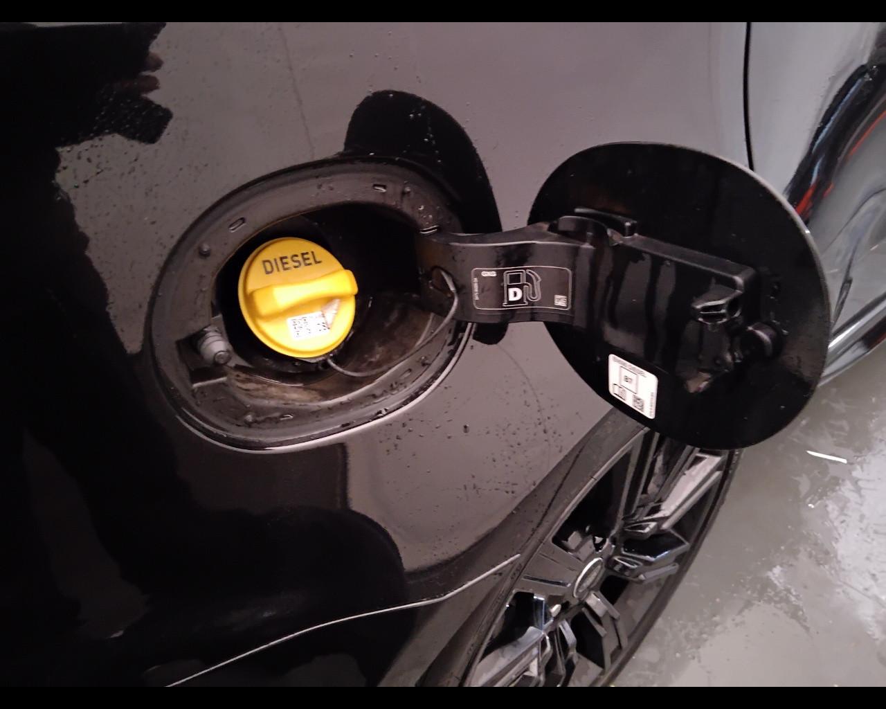 LAND ROVER Range Rover Sport II 2018 - Range Rover Sport 3.0d i6 mhev HSE Dynamic 249cv auto