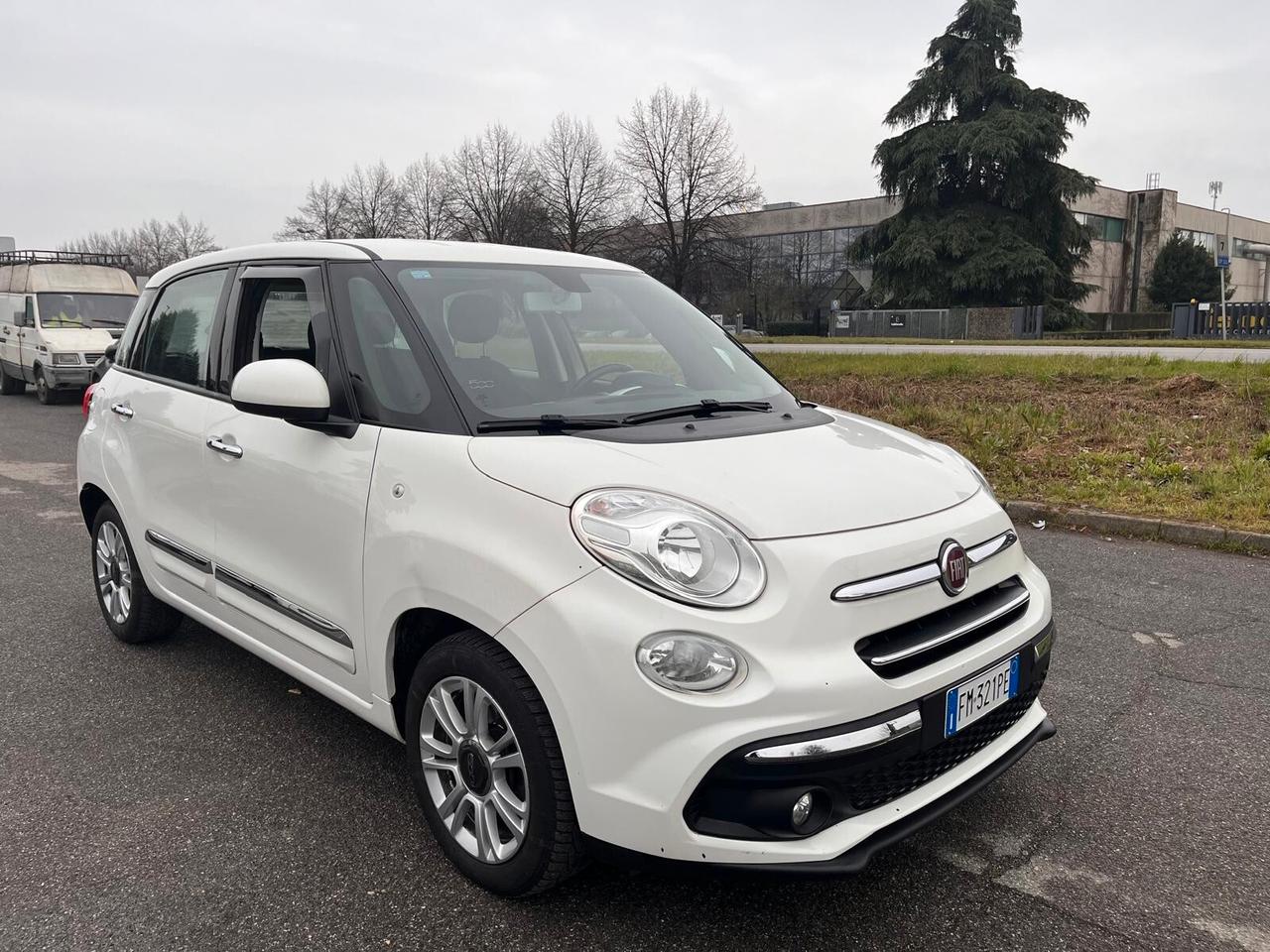 Fiat 500L 1.6 Multijet 120 CV Lounge EURO6B