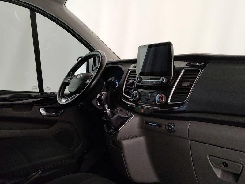 Ford Transit Custom 340 2.0 tdci 170cv Titanium L1H1 E6