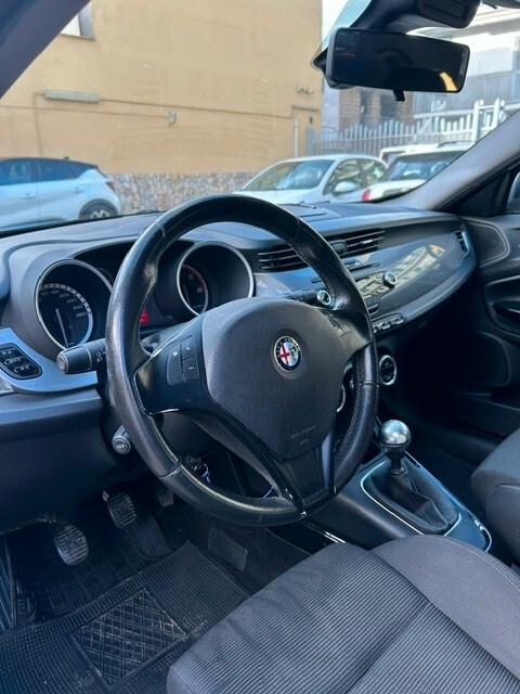 Alfa Romeo Giulietta 1.6 JTDm-2 105 CV Distinctive