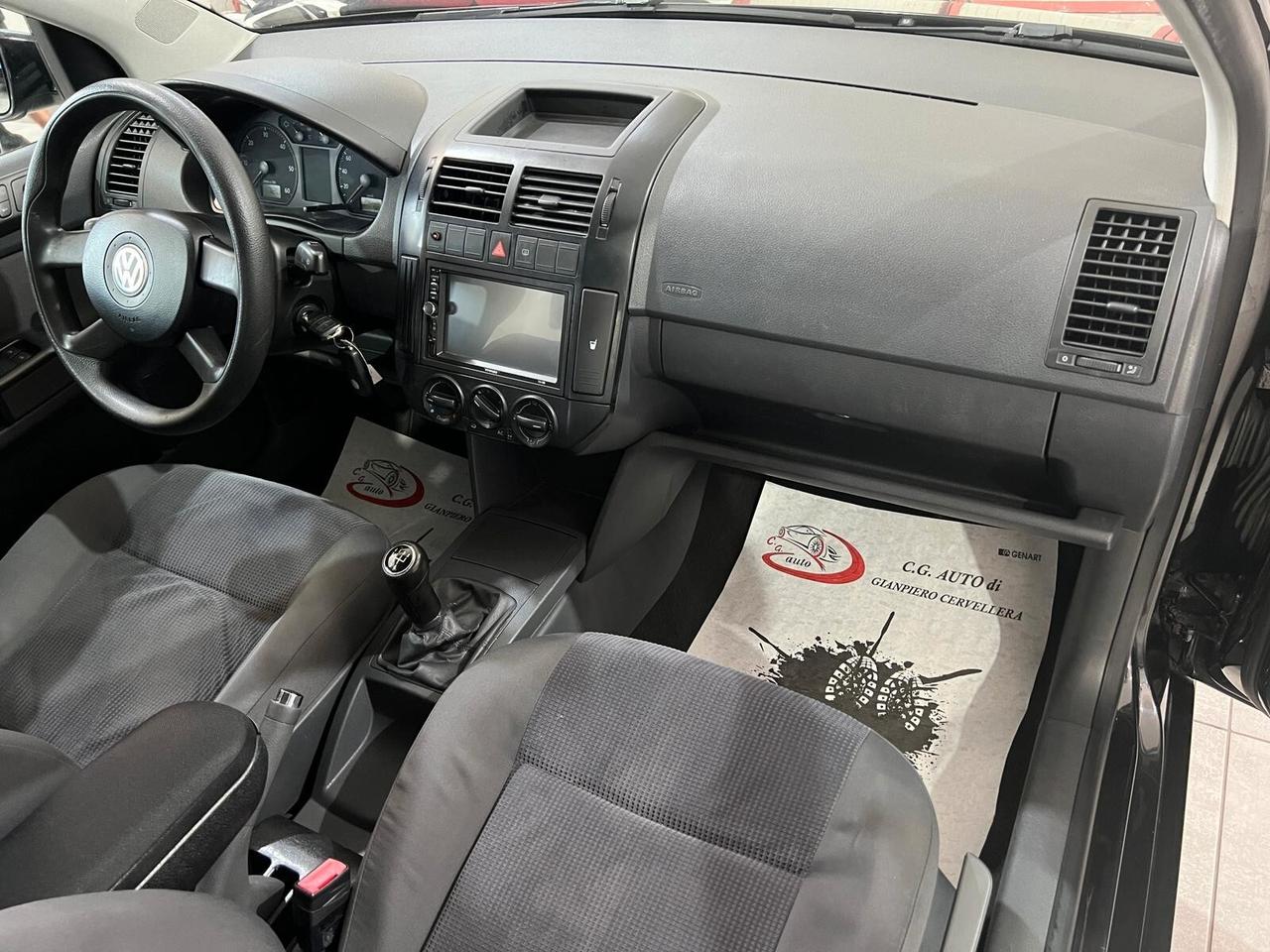 Volkswagen Polo 1.4 69 CV - Trendline - 2006