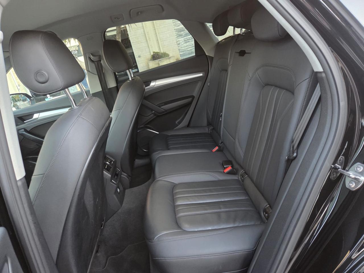 Audi Q5 40 TDI 204 CV quattro S tronic Business Advanced