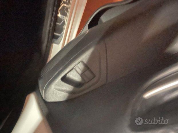 TOYOTA AYGO 1.0VVT-i 72ch X-PLAY