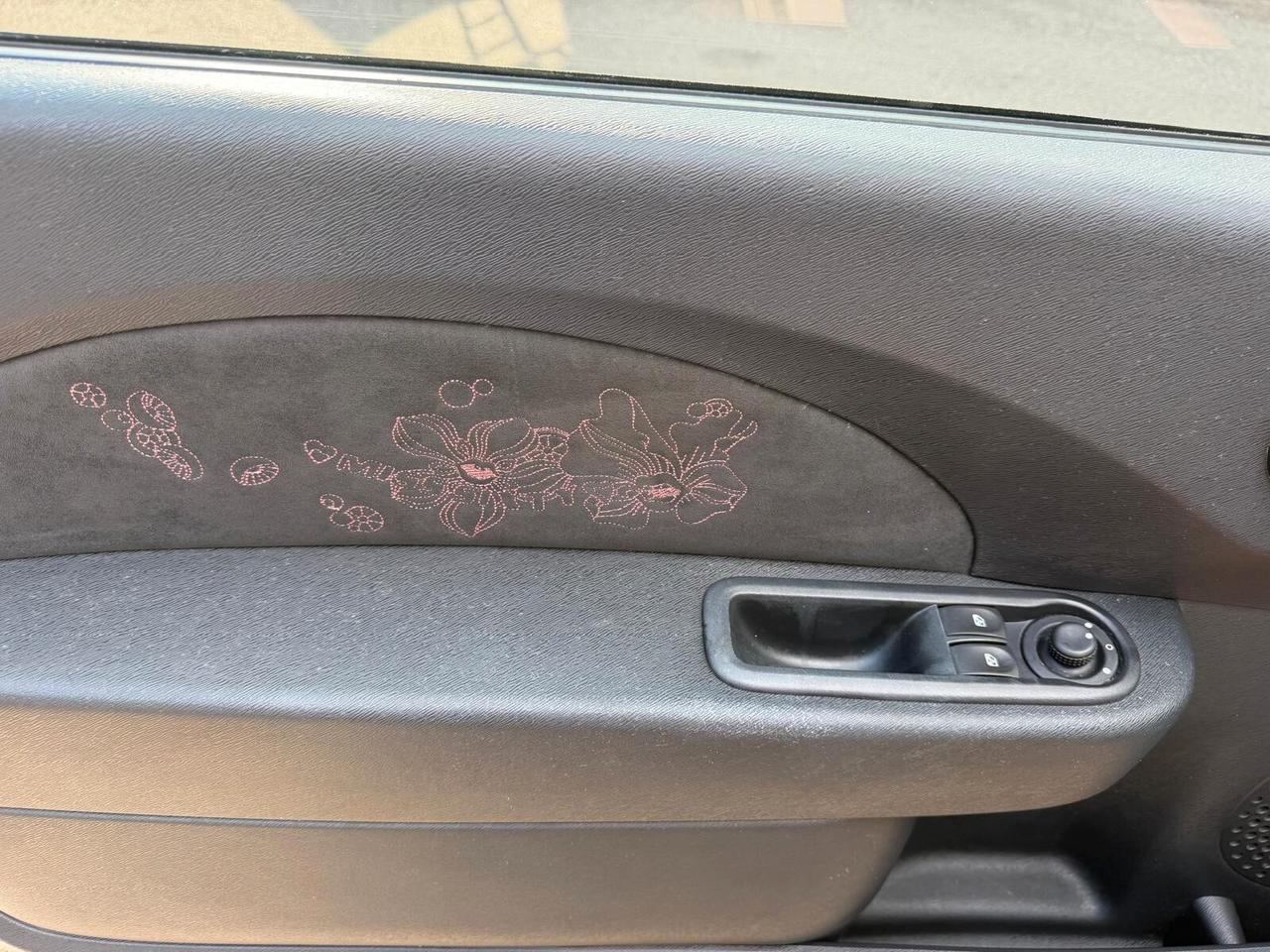 Renault Twingo 1.2 lev Miss Sixty 75cv