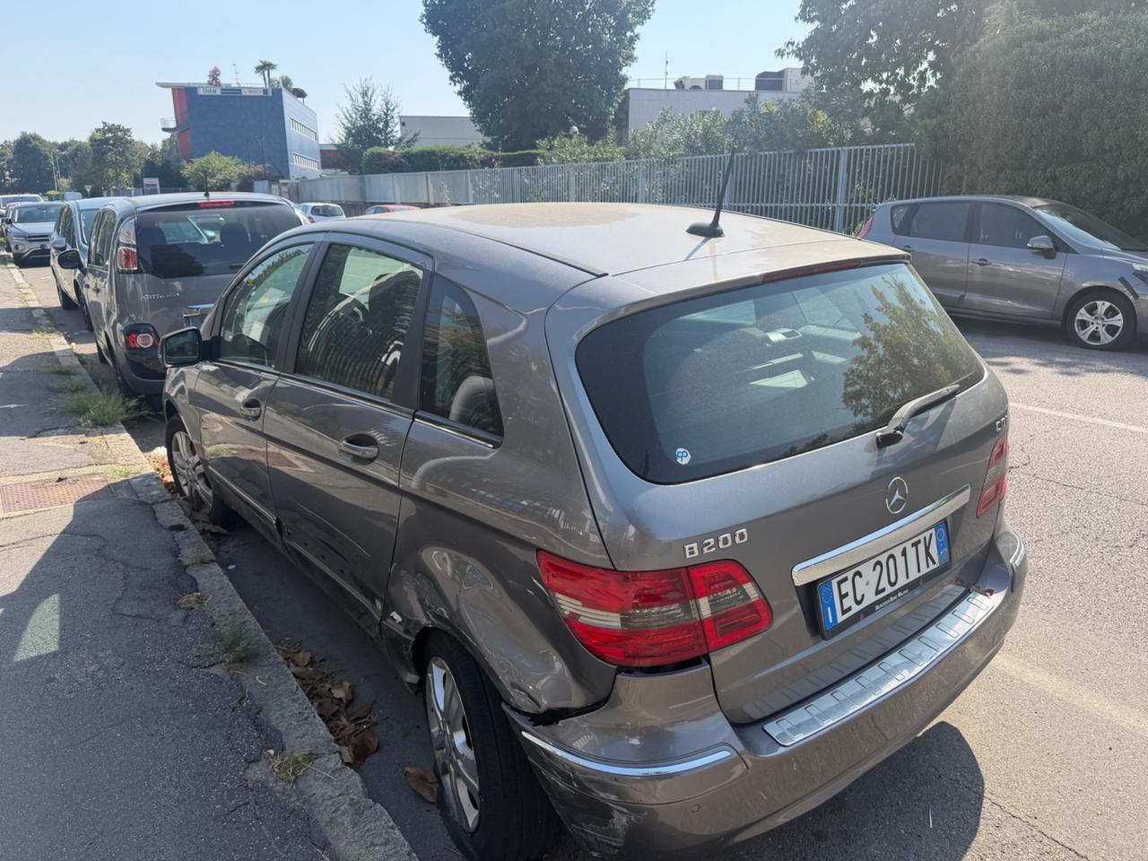 MERCEDES CLASE B 200CDI 140CV INCIDENTATATO