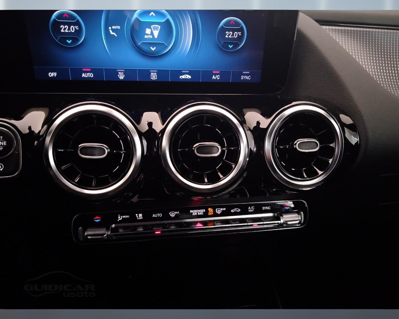 Mercedes-Benz GLA-H247 2020 - GLA 180 d Sport Plus auto