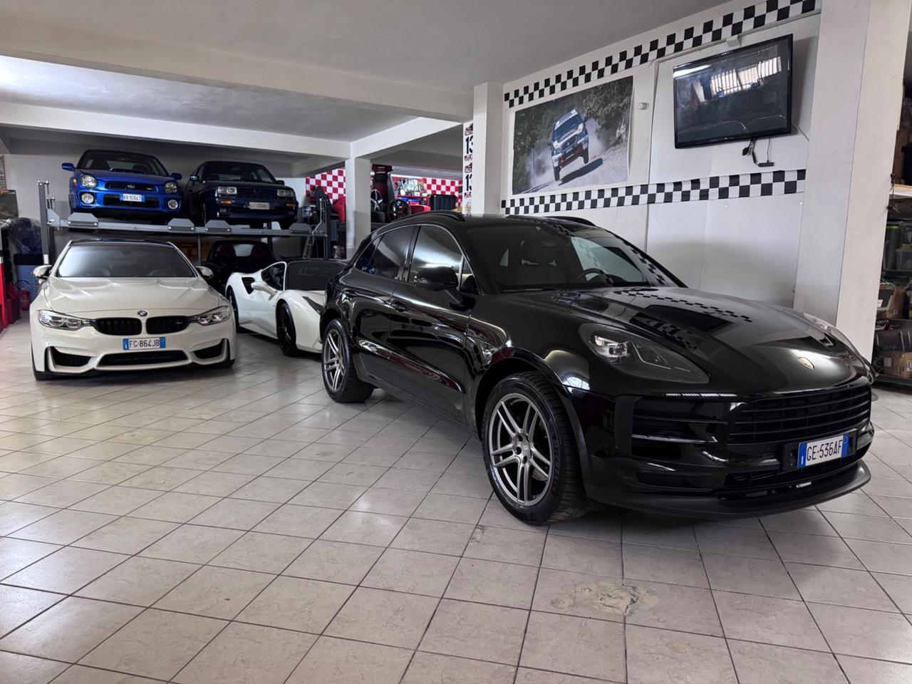 Porsche Macan 2.0 Full tetto sport chrono PERMUTE