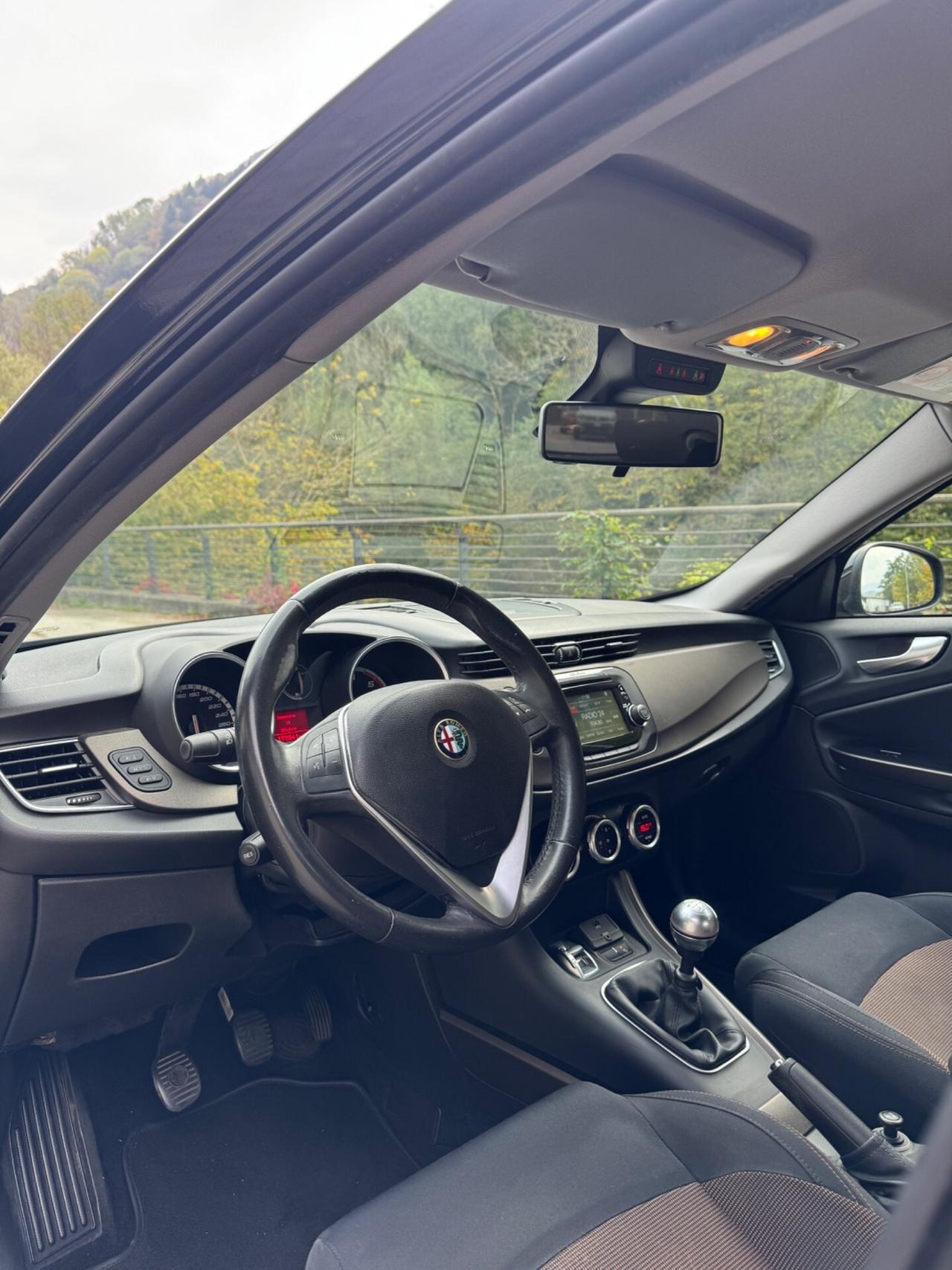 Alfa Romeo Giulietta 1.6 JTDm-2 105 CV Exclusive