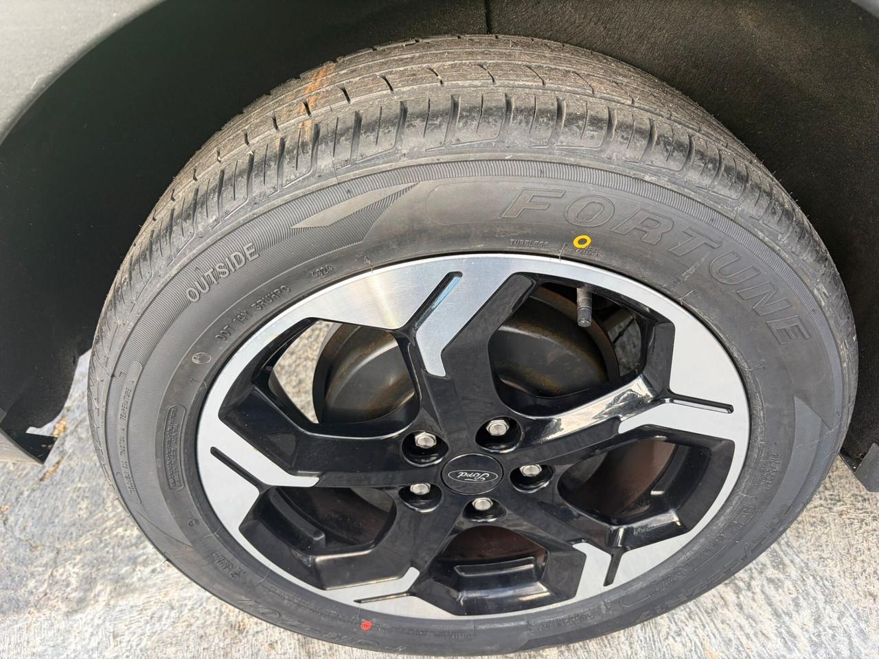 Ford Tourneo Courier FULL