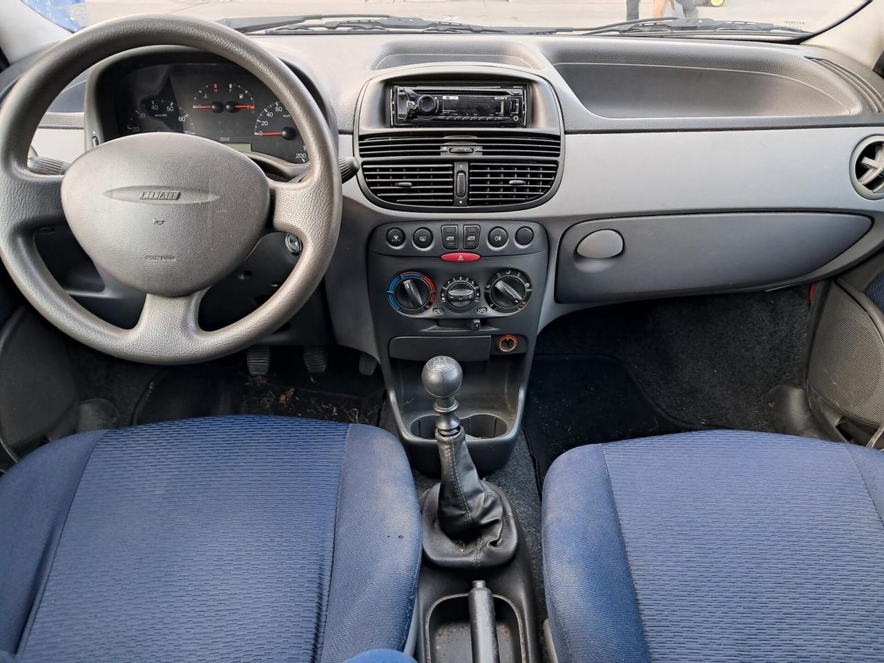 Fiat Punto 1.2i cat 5 porte Verve neopatentati