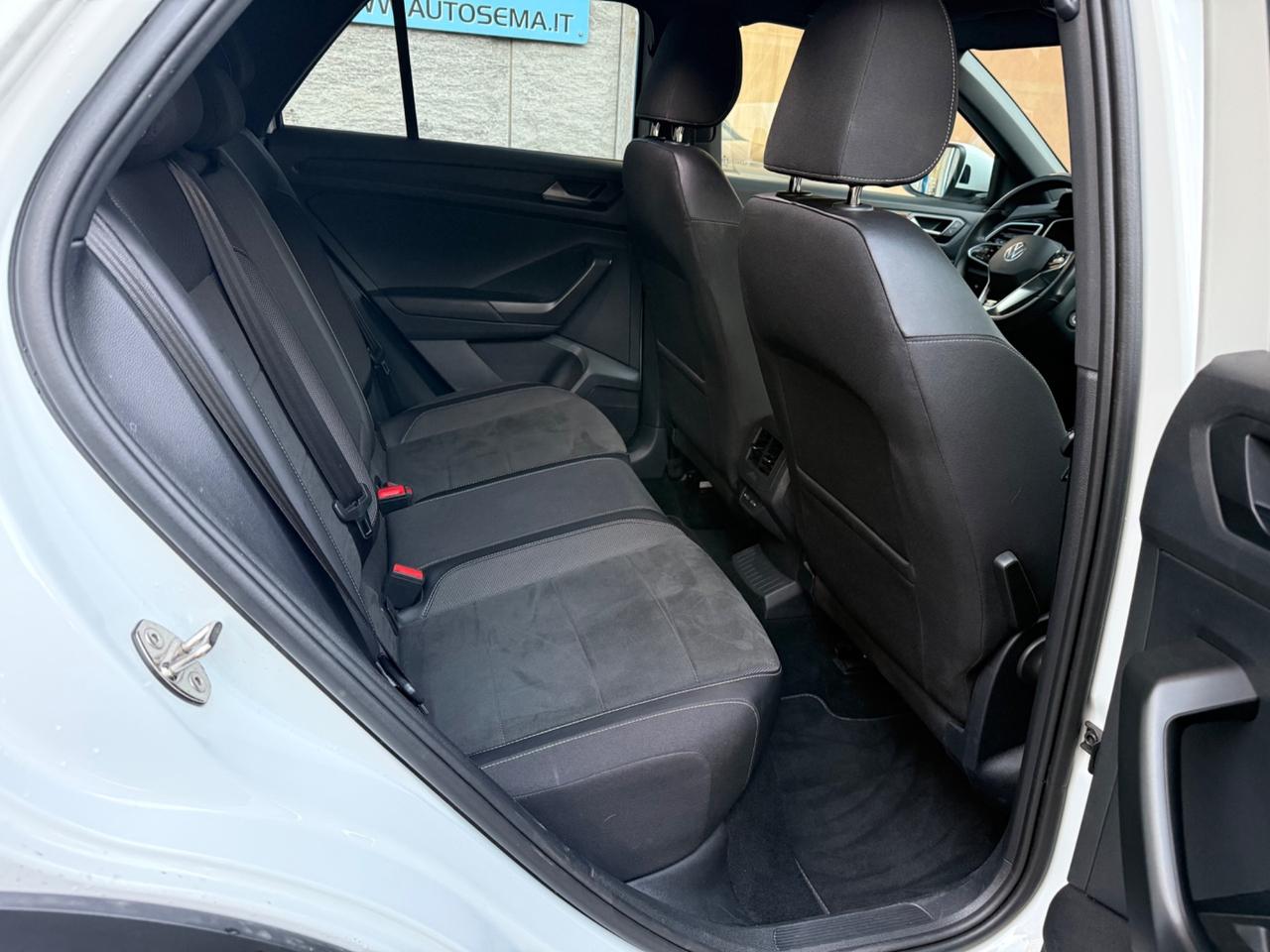 Volkswagen T-Roc 1.5 TSI DSG R-LINE PRONTA CONSEGNA