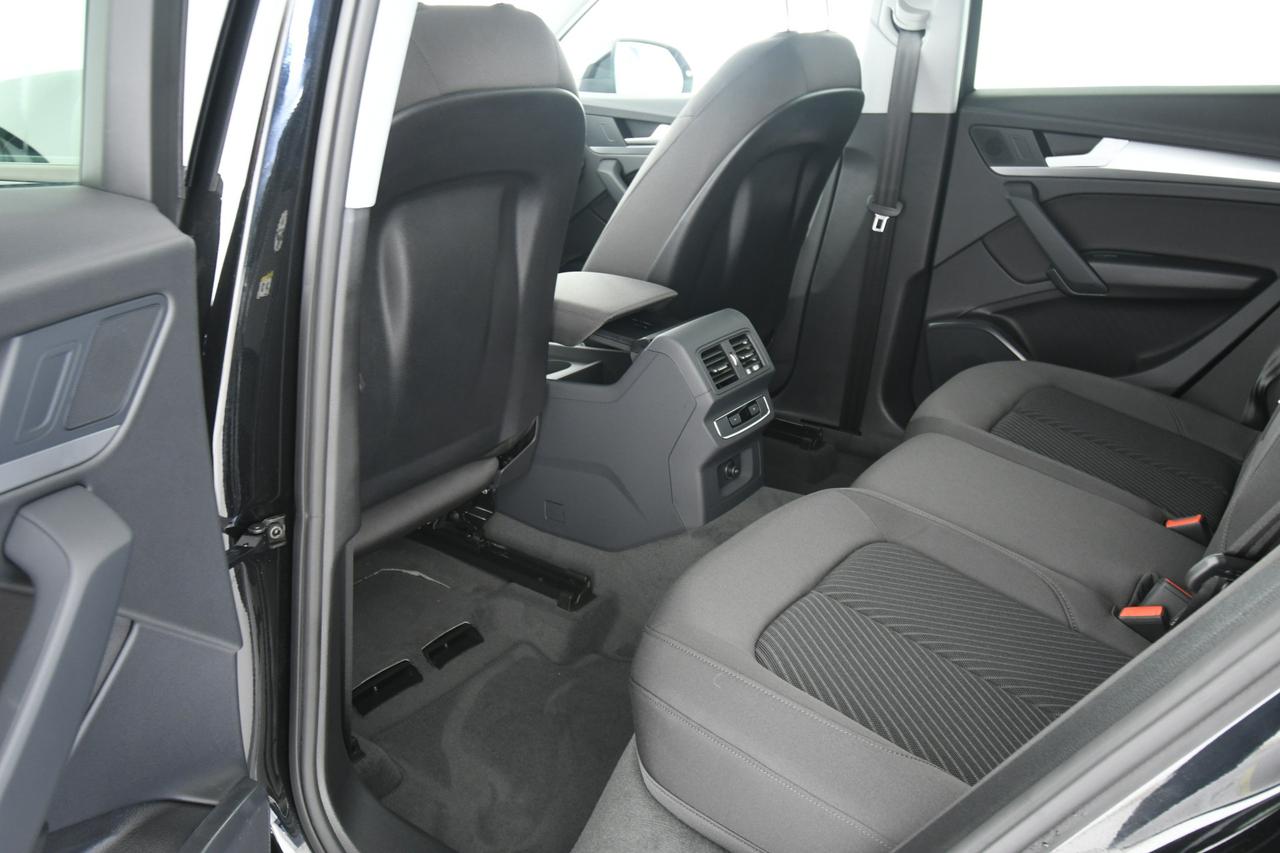 AUDI Q5 40 2.0 tdi mhev 12V Business Advanced quattro ACC+C19"