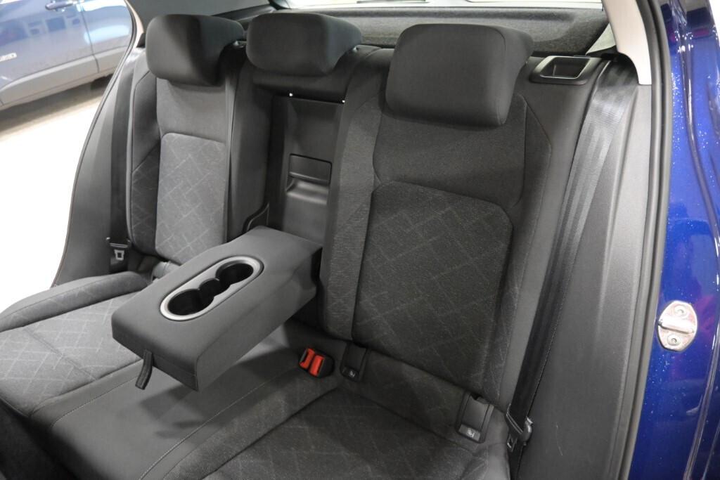 VOLKSWAGEN GOLF 8 2.0 TDI 115CV LIFE