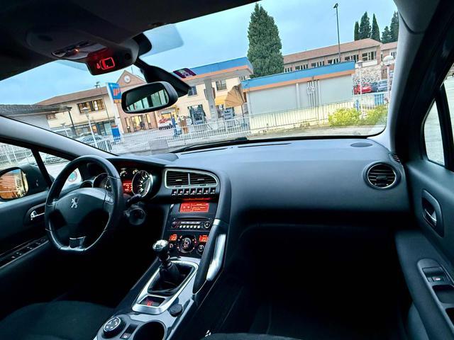 PEUGEOT 3008 1.6 HDi 112CV Allure
