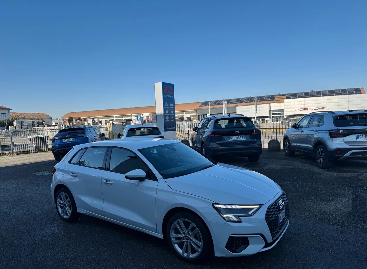 Audi A3 Sportback 2.0TDi 116cv Advanced // NO VINCOLI