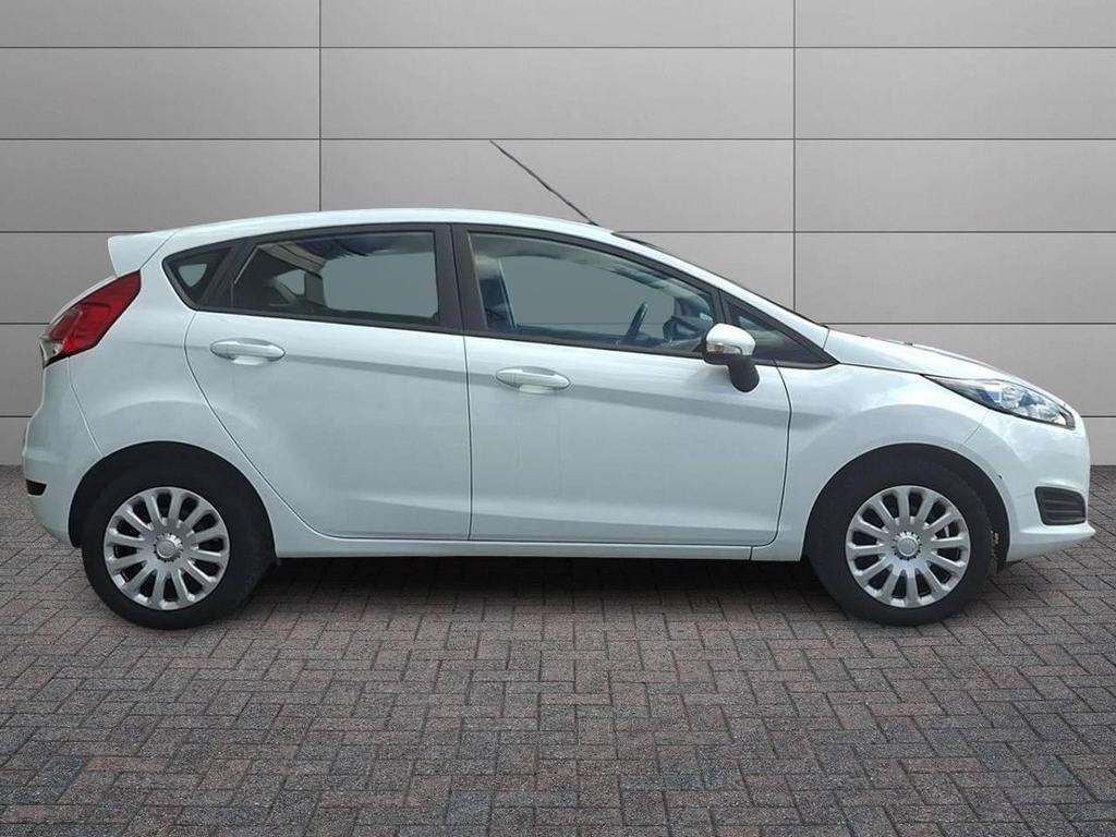 Ford Fiesta 5 Porte 1.4 Titanium